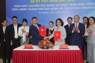 Đà Nẵng bắt tay với Tập đoàn Vingroup nghiên cứu triển khai xe buýt điện