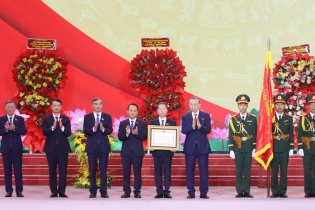 Tổng Bí thư Tô Lâm trao Huân chương lao động hạng Nhất cho thành phố Đà Nẵng