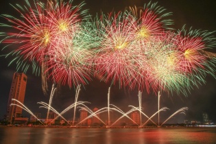 Đêm thi thứ 4 DIFF - 2025: Vẻ đẹp đỉnh cao của pháo hoa Châu Âu