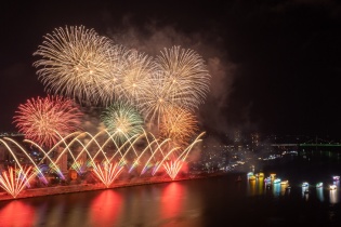 Việt Nam chạm trán Trung Quốc trong đêm chung kết Lễ hội Pháo hoa quốc tế Đà Nẵng