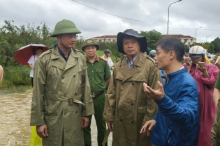 Bí thư Đà Nẵng yêu cầu đảm bảo tính mạng người dân là trên hết, trước hết