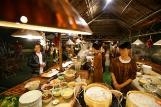 Ấm áp phiên chợ quê "Tết Kỷ Hợi 2019" tại Furama Resort Đà Nẵng