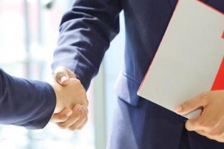 “Bà mối” SSI và cái bắt tay của Hoà Bình cùng Hyundai Elevator “Bà mối” SSI và cái bắt tay của Hoà Bình cùng Hyundai Elevator