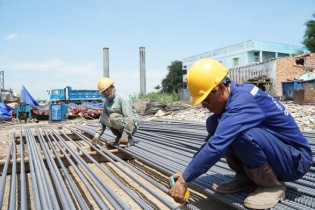 Khánh thành nhà máy sản xuất hàng không vũ trụ và lên phương án thành lập các Bệnh viện COVID