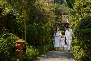 Cơ hội nhận ưu đãi tới 99% giá phòng tại Lapochine Beach Resort