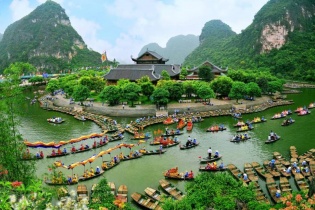 Khoảng 2.600 khách mời dự Lễ khai mạc Năm Du lịch Quốc gia-Lễ hội Hoa Lư năm 2021