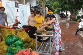 Tháo gỡ khó khăn trong vận chuyển vật tư nông nghiệp