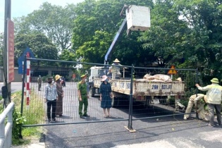 Hà Nội lập chốt cứng rào chắn tại 30 điểm cầu, người dân không di chuyển qua đây