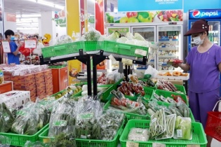 Hà Nội phát phiếu mua hàng 2 lần/tuần cho từng hộ gia đình