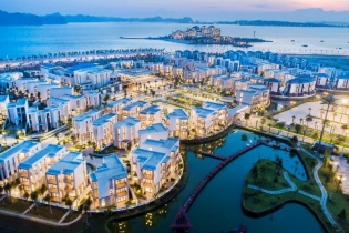 World Luxury Hotel Awards 2021 vinh danh 5 khách sạn, khu nghỉ dưỡng của Sun Group