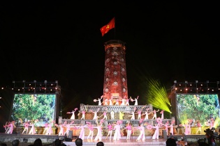 Đẩy mạnh xúc tiến, đầu tư phát triển du lịch Sơn Tây, Hà Nội