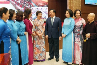 Phụ nữ đóng vai trò quan trọng trong xây dựng, phát triển Thủ đô 