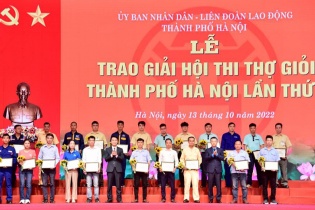 Vinh danh thợ giỏi, doanh nghiệp, chủ tịch công đoàn tiêu biểu vì người lao động