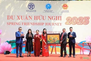 Hà Nội: Hơn 400 đại biểu tham gia chương trình "Du xuân hữu nghị 2023"