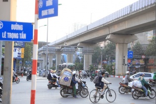 Hà Nội: Tiếp tục thí điểm tổ chức giao thông nút Lê Trọng Tấn - Quang Trung - Văn Khê