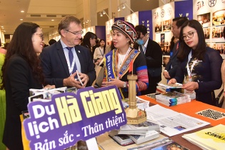 Ấn tượng triển lãm ảnh quan hệ Việt Nam - Pháp 