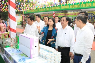 Chương trình 04-CTr/TU giúp nông nghiệp, nông thôn Hà Nội ngày càng đi vào chiều sâu