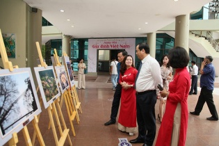 Trưng bày 175 tác phẩm ảnh “Tỏa sáng Việt Nam - Amazing Vietnam”