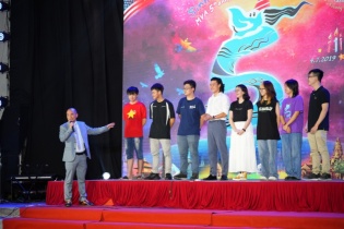 Trường Minh Việt chắp cánh cho học sinh Việt Nam vươn ra thế giới