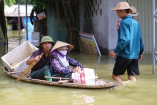 Hà Nội tăng cường phòng ngừa, ứng phó các sự cố môi trường trong mùa mưa bão 