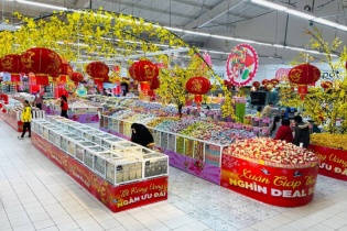 Hà Nội bước vào mùa khuyến mại lớn nhất trong năm, giá ưu đãi đến 100%