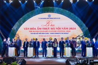 Tưng bừng khai mạc Lễ hội Văn hóa ẩm thực Hà Nội 2024