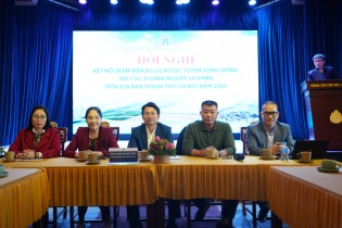 Hà Nội từng bước nâng cấp chất lượng dịch vụ tuyến du lịch dọc sông Hồng