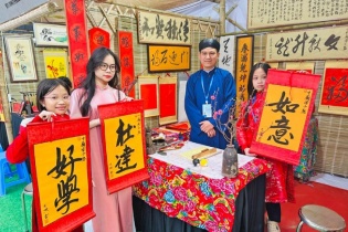 Hà Nội: Đậm đặc các chương trình văn hóa, du lịch đặc sắc dịp Tết Ất Tỵ 2025