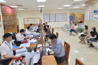 Hà Nội đổi mới mạnh mẽ việc giải quyết thủ tục hành chính