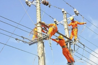 Hà Nội thúc đẩy đầu tư dự án điện trọng điểm, cấp bách