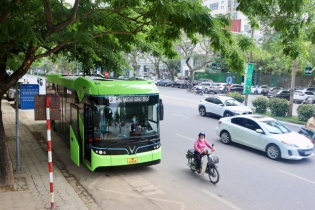 126 xe buýt năng lượng sạch vận hành trên Vành đai 1