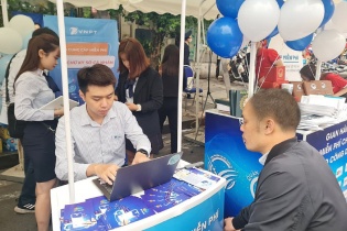 Hà Nội triển khai chữ ký số chuyên dùng công vụ theo mô hình chính quyền địa phương 2 cấp Hà Nội triển khai chữ ký số chuyên dùng công vụ theo mô hình chính quyền địa phương 2 cấp