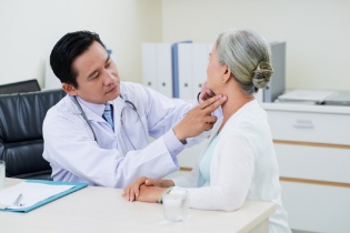 Hà Nội nâng chất lượng chăm sóc, trợ giúp pháp lý người cao tuổi