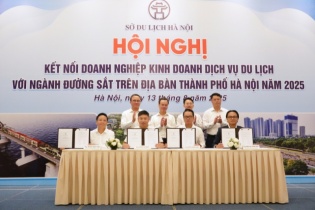 Hà Nội ra mắt hai tuyến du lịch đường sắt mới: Kết nối di sản, mở lối trải nghiệm xanh