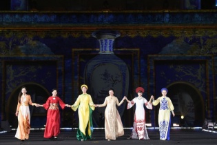 Một triệu lượt khách tham dự Lễ hội Văn hóa Thế giới Hà Nội lần thứ nhất