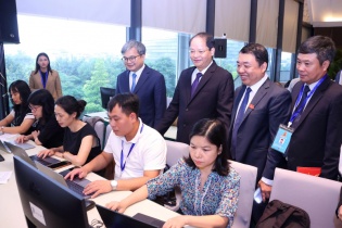 Khai trương Trung tâm Báo chí phục vụ Đại hội lần thứ XVIII Đảng bộ Thành phố Hà Nội