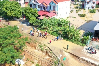 Hà Nội: Khẩn trương khắc phục hậu quả ngập úng tại xã Trung Giã và Đa Phúc