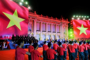 Hà Nội ban hành Quy định mới về tổ chức và đánh giá cụm, khối thi đua