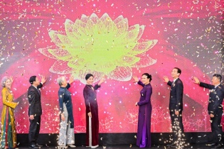 Gần 20.000 lượt khách đến với Liên hoan Văn hóa Ẩm thực Quốc tế 2025