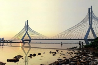 Hà Nội thúc tiến độ xây dựng 7 cầu qua sông 