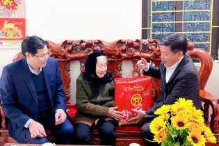 Hà Nội dự kiến dành 574,4 tỷ đồng tặng quà Tết cho các đối tượng chính sách