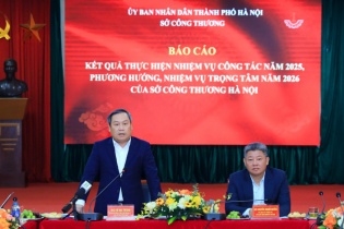 Chủ tịch UBND Thành phố Hà Nội Vũ Đại Thắng làm việc với Sở Công thương