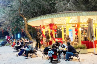 Hà Nội: Độc đáo khu trải nghiệm Tết Việt tại Công viên Thống Nhất