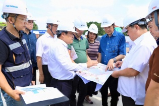 Chủ tịch Hà Nội thúc tiến độ đường Đặng Thai Mai, Nhà hát Ngọc Trai