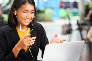 Trung tâm tiếng Anh chạy đua tích hợp AI để nâng cao chất lượng giảng dạy