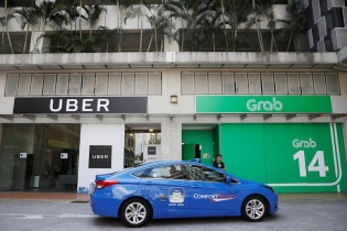 Doanh thu của “đại gia” taxi Singapore giảm hơn một nửa tại Việt Nam
