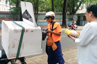 Lazada chối trách nhiệm khi người mua khiếu nại hàng không giống quảng cáo