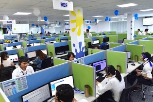 Lương trung bình doanh nghiệp trong nước thấp hơn 26% so với các doanh nghiệp nước ngoài
