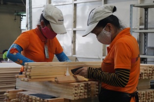 Ngành sản xuất, chế biến gỗ Việt Nam điều chuyển chuỗi giá trị