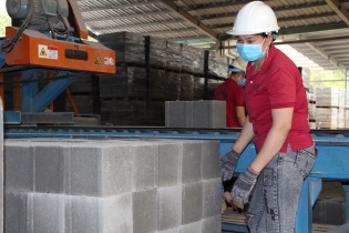 Đồng Nai vận động công nhân ngoại tỉnh không về quê ăn Tết